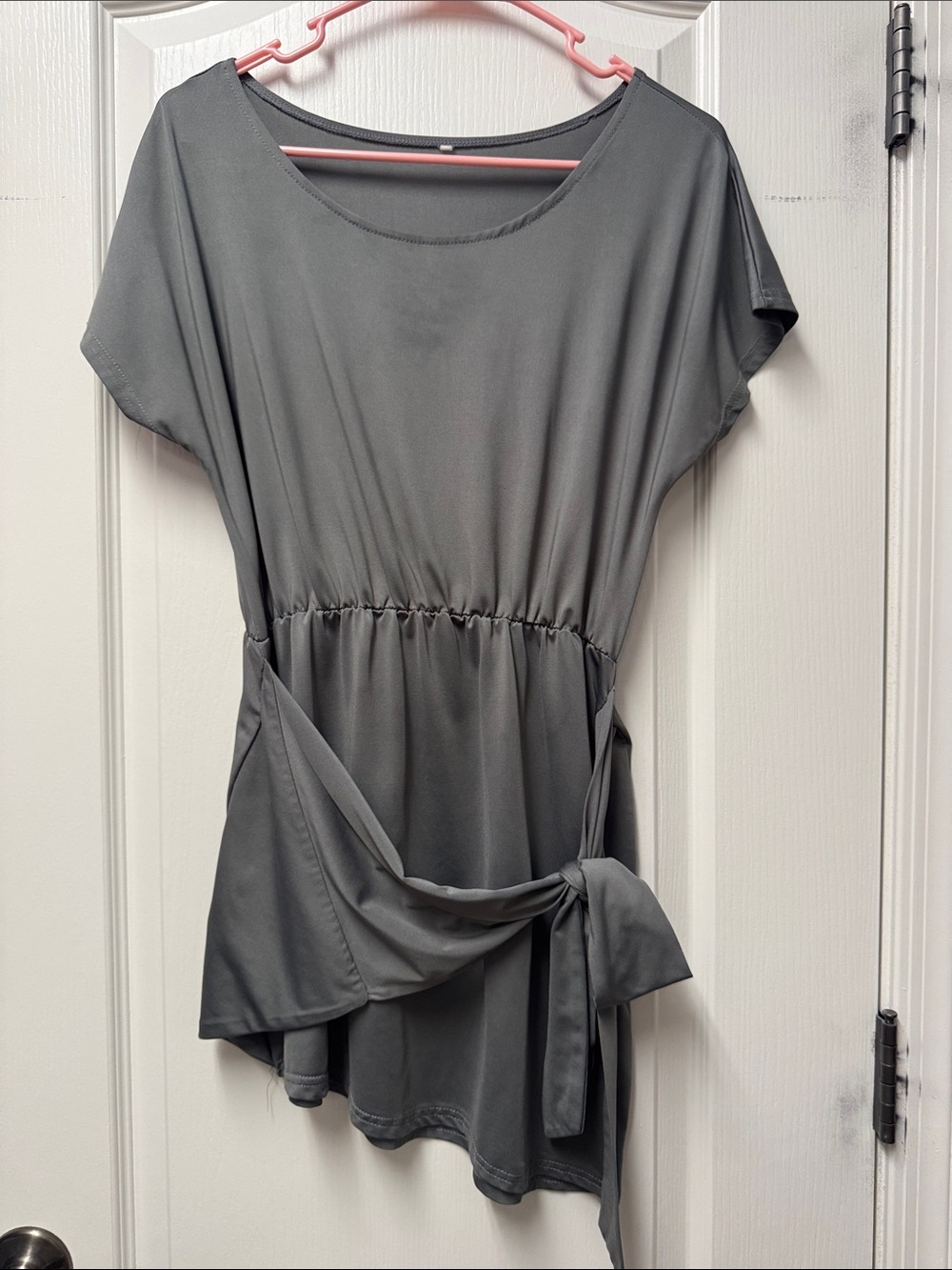 Everyday Gray Tie-Waist Tunic dress